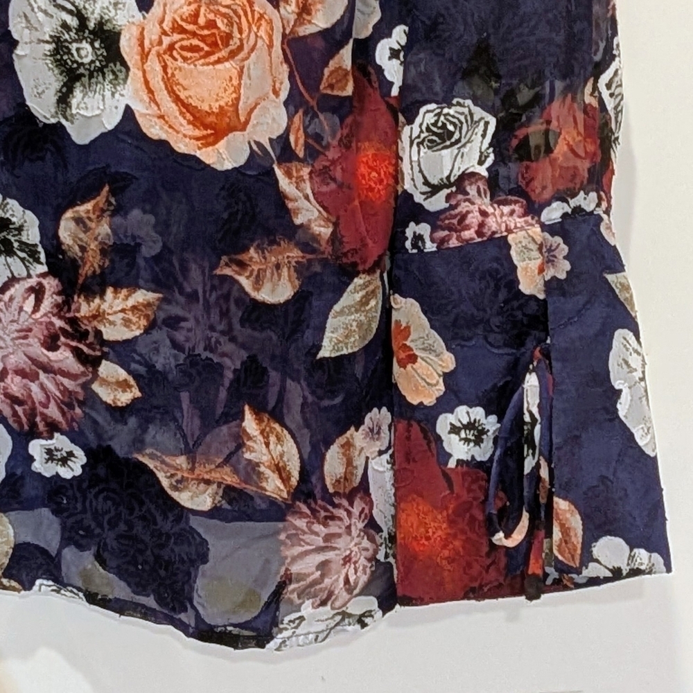 EUC Lord & Taylor 1X Navy Blue Sheer Keyhole Back Blouse with Floral Appliques - Picture 2 of 5